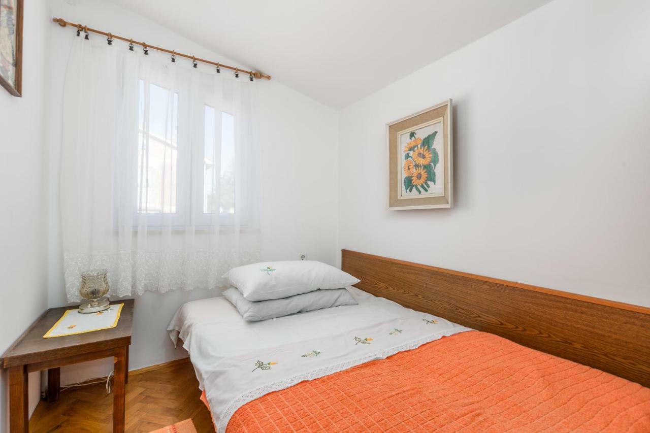 Apartmani Strott Pinezići المظهر الخارجي الصورة