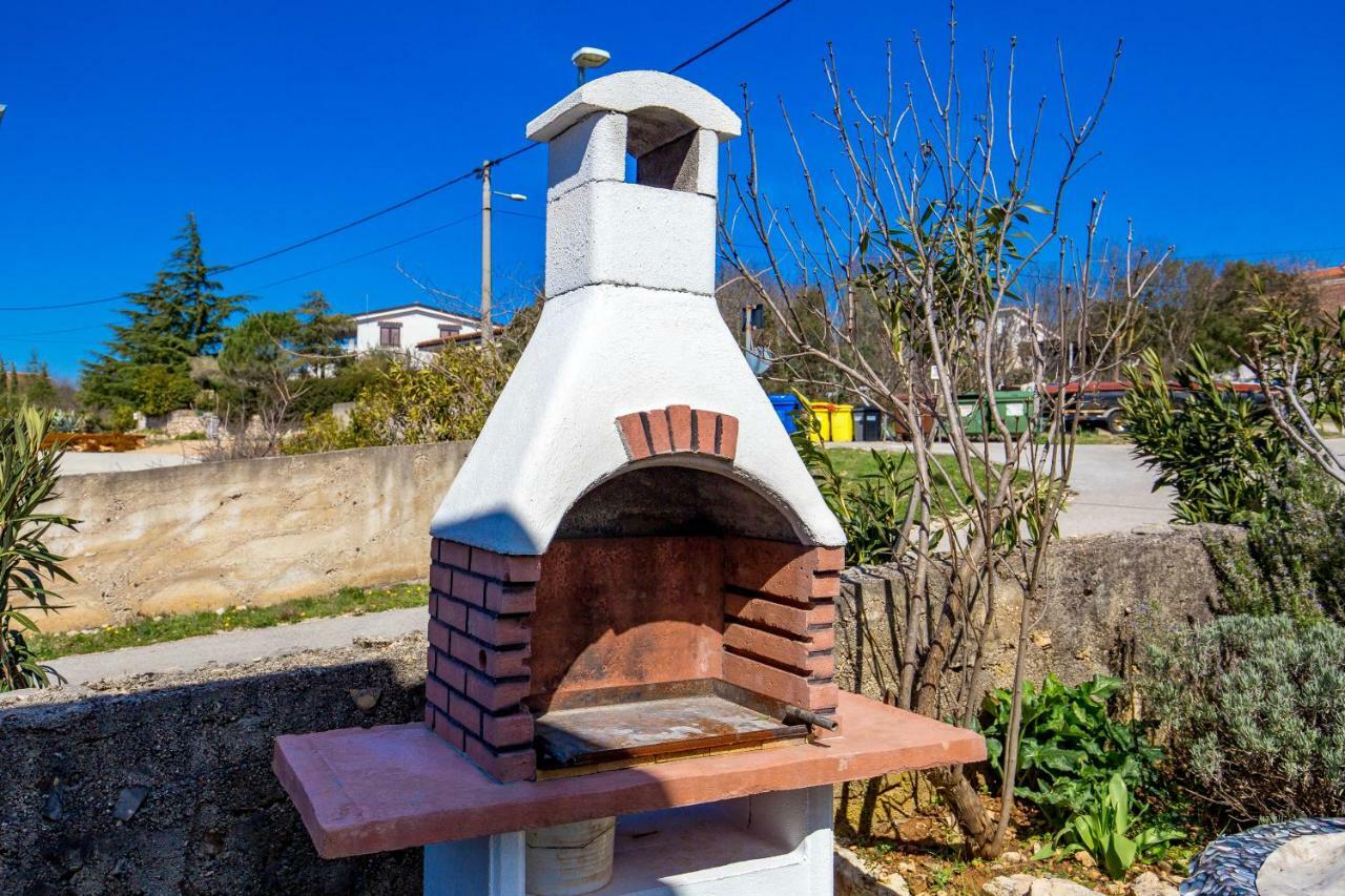 Apartmani Strott Pinezići المظهر الخارجي الصورة