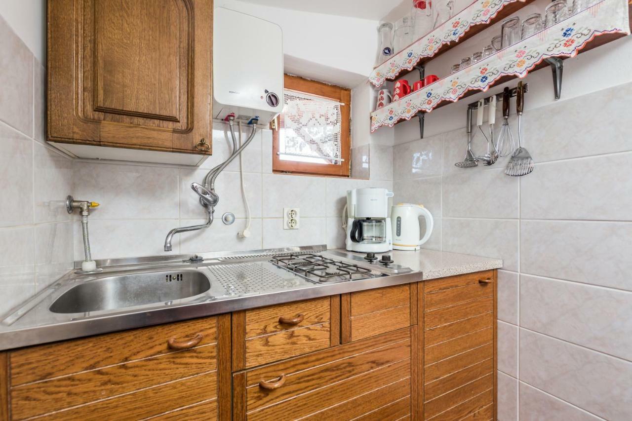 Apartmani Strott Pinezići المظهر الخارجي الصورة