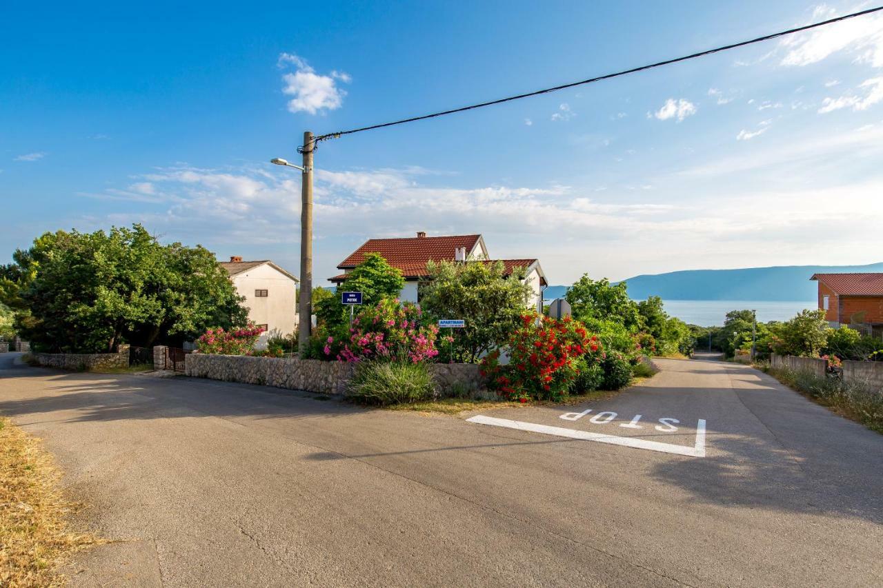 Apartmani Strott Pinezići المظهر الخارجي الصورة