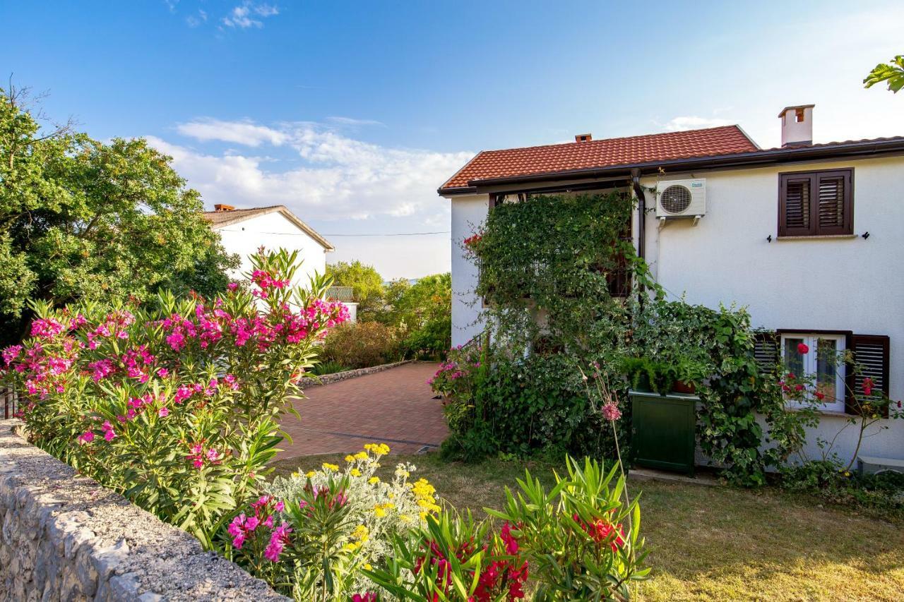 Apartmani Strott Pinezići المظهر الخارجي الصورة